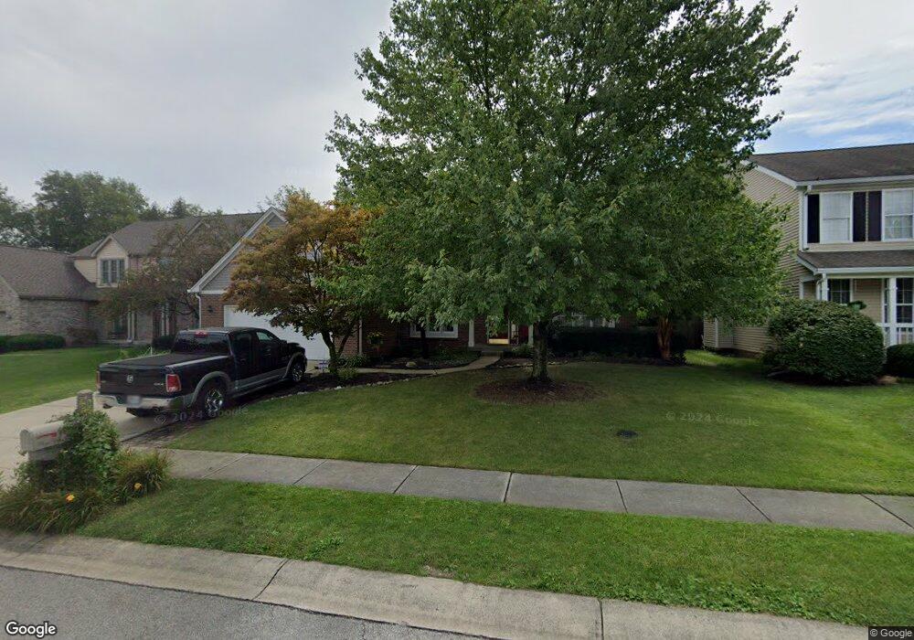 11125 Plum Hollow Cir, Fishers, IN 46037 - photo 1