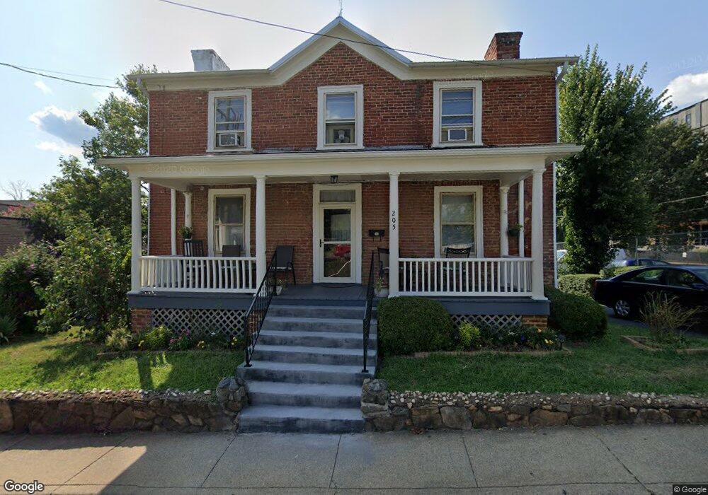 205 5th St SW, Charlottesville, VA 22903 - photo 1