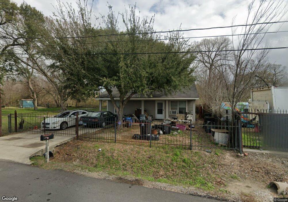 7414 Maxroy St, Houston, TX 77088 - photo 1