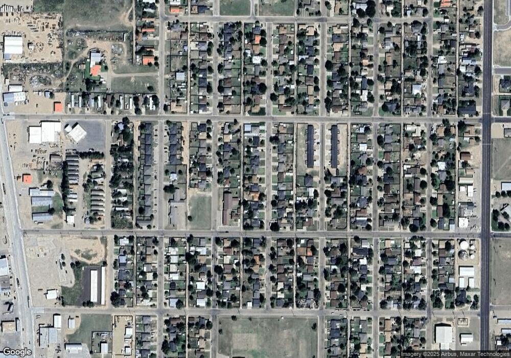 511 Pine Ave, Dumas, TX 79029 - photo 1