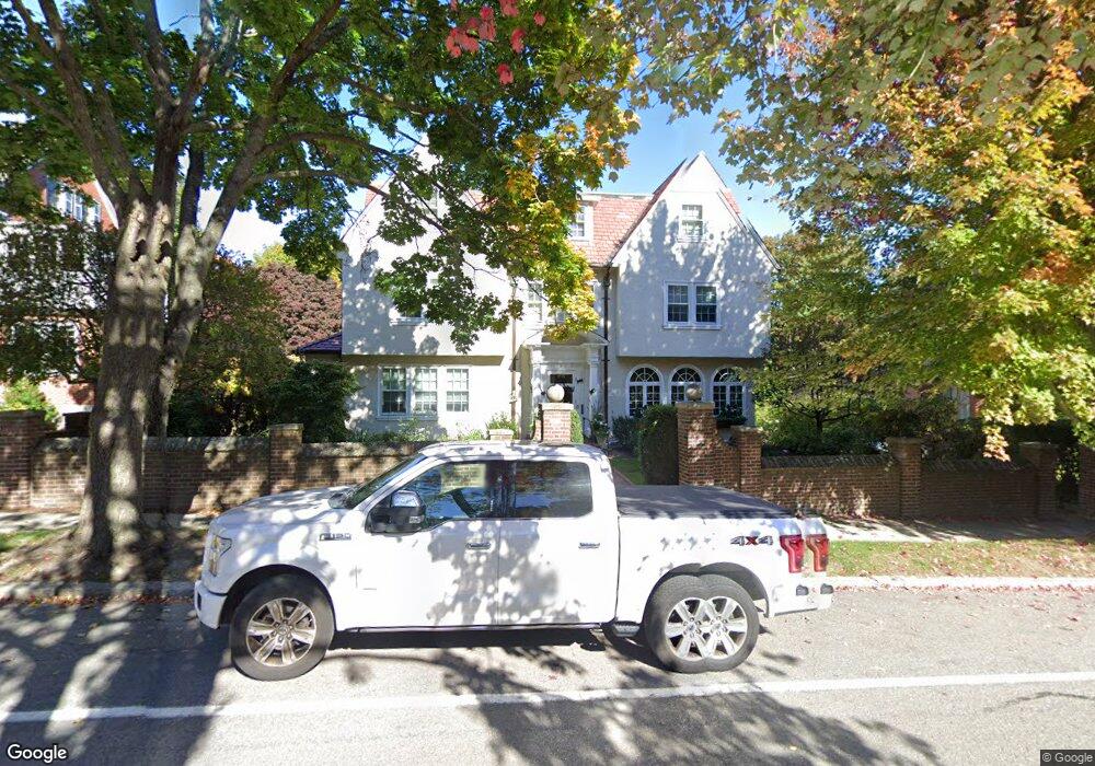 297 Buckminster Rd, Brookline, MA 02445 - photo 1