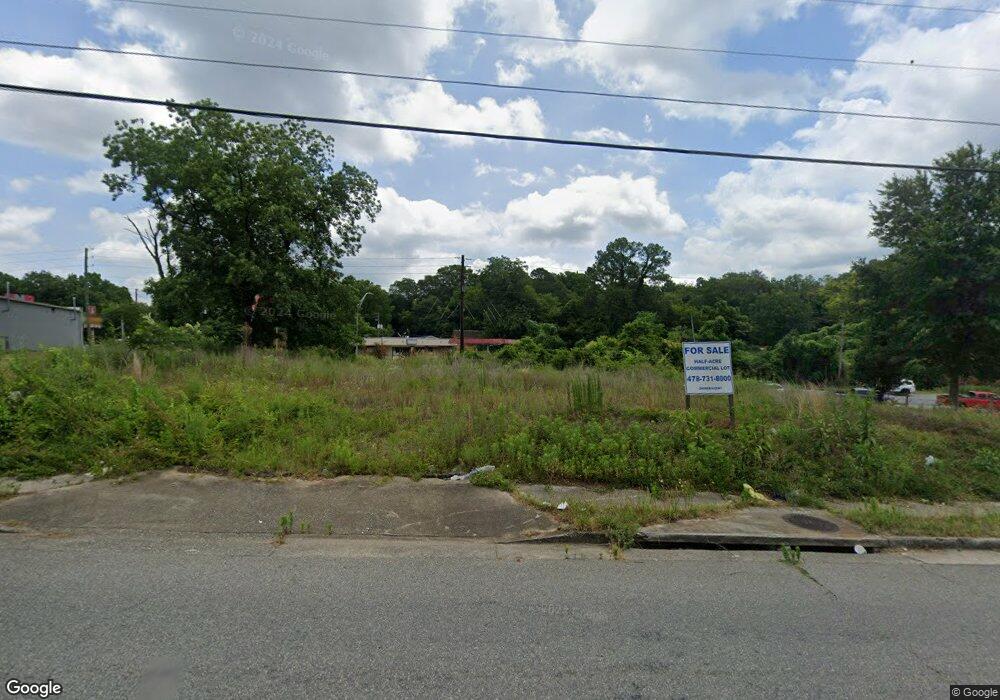 855 Clinton Rd, Macon, GA 31211 - photo 1