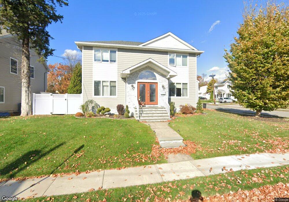 32-11 Norwood Dr unit 1X, Fair Lawn, NJ 07410 - photo 1