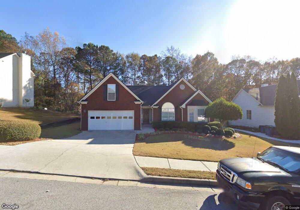 1077 Quiet Waters Ln unit II, Lawrenceville, GA 30045 - photo 1