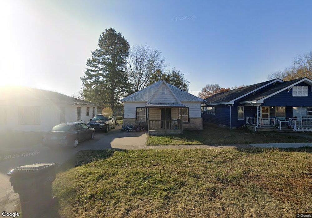 803 W Gentry St, Henryetta, OK 74437 - photo 1