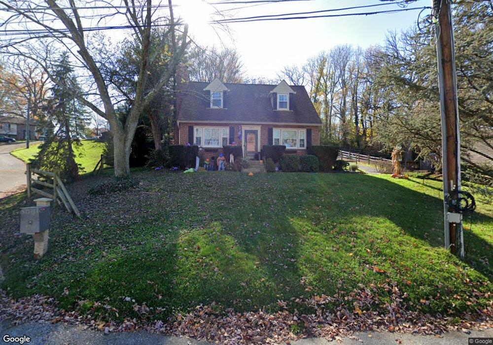 5751 Mineral Ave, Halethorpe, MD 21227 - photo 1