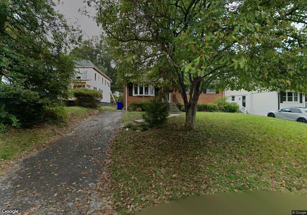 11305 Mapleview Dr, Silver Spring, MD 20902 - photo 1