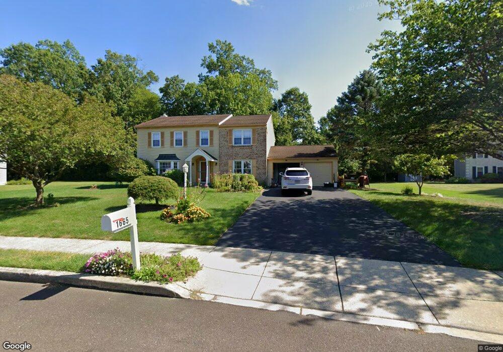 1665 Forest Hills Dr, Hatfield, PA 19440 - photo 1