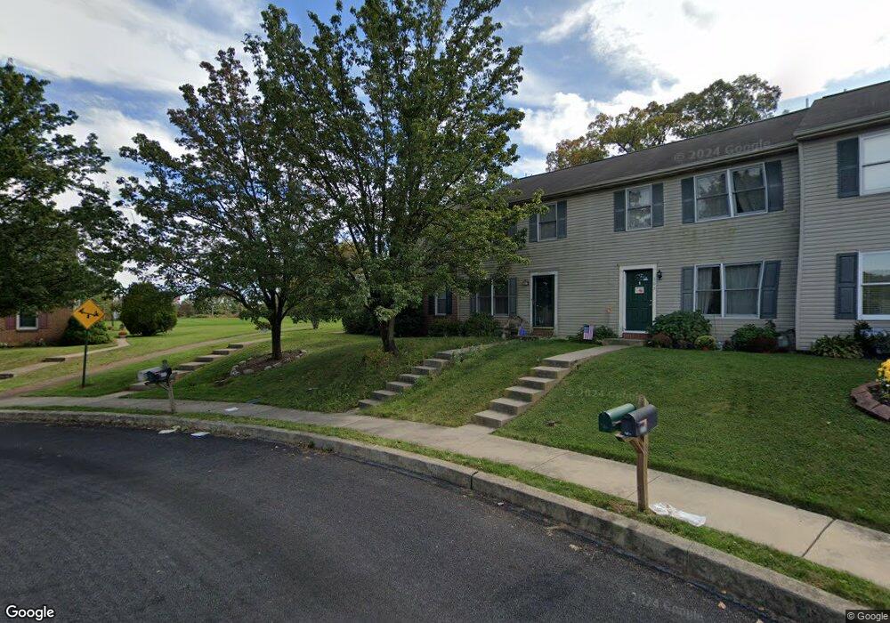 305 Stonecrest Ct, Stevens, PA 17578 - photo 1