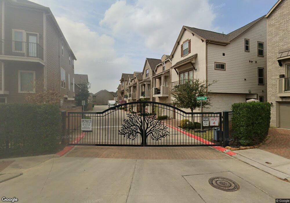 1012 Shepherd Oaks Dr, Houston, TX 77018 - photo 1