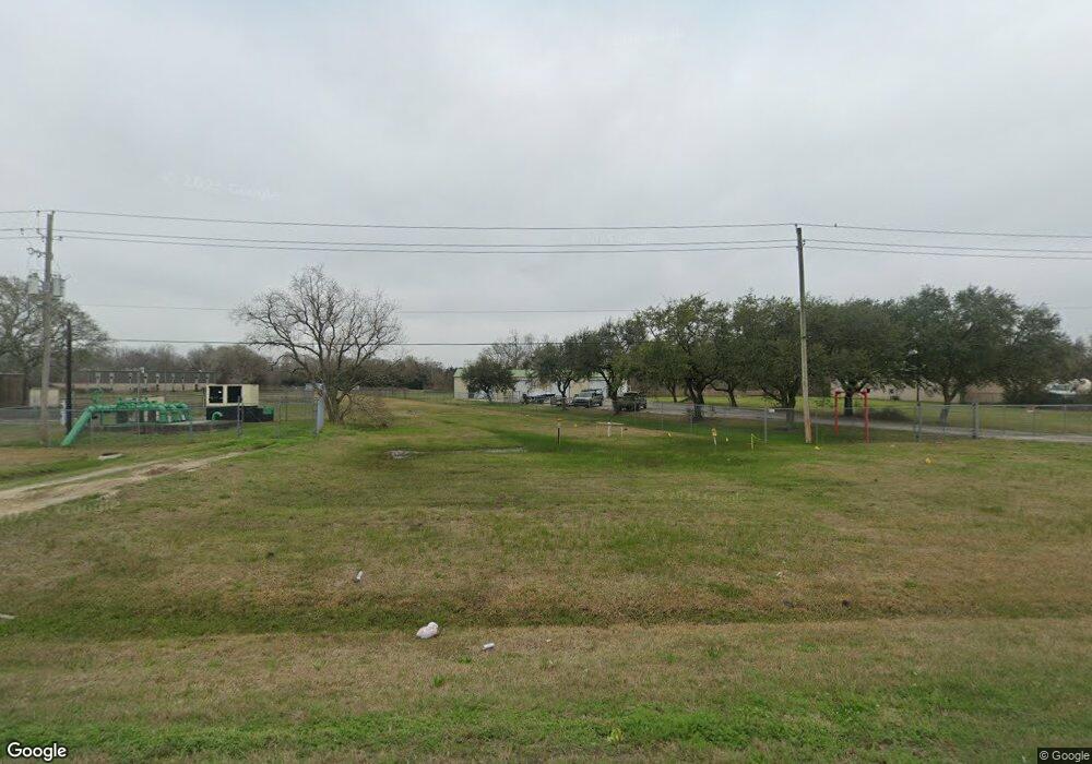 1405 Fm 1462 Rd, Alvin, TX 77511 - photo 1