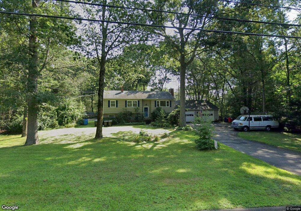 61 S Hoop Pole Rd, Guilford, CT 06437 - photo 1