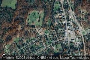 15 Oak St, Nicholson, PA 18446