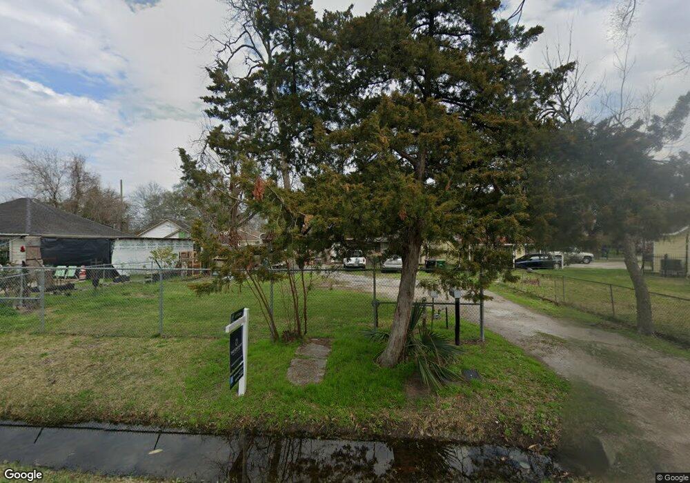 4006 Averill St, Houston, TX 77009 - photo 1