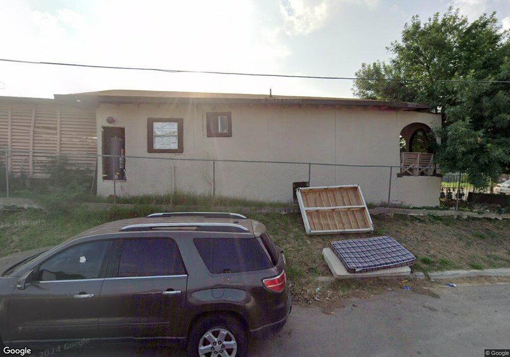 2501 Maryland Ave, Laredo, TX 78040 - photo 1