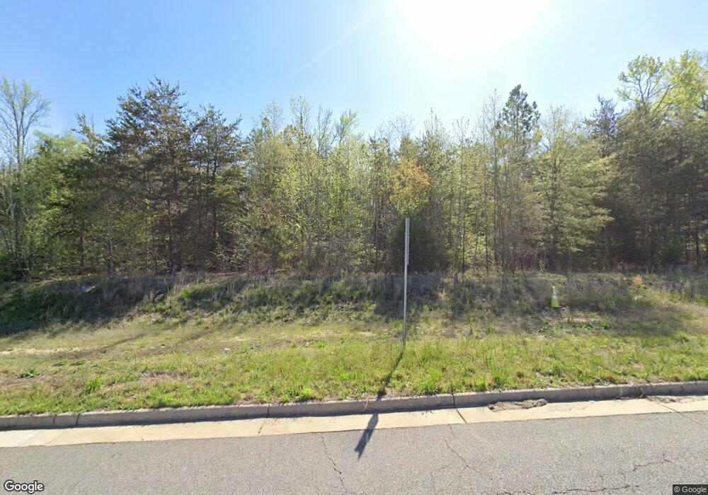 9525 Crossroads Pkwy, Fredericksburg, VA 22408 - photo 1