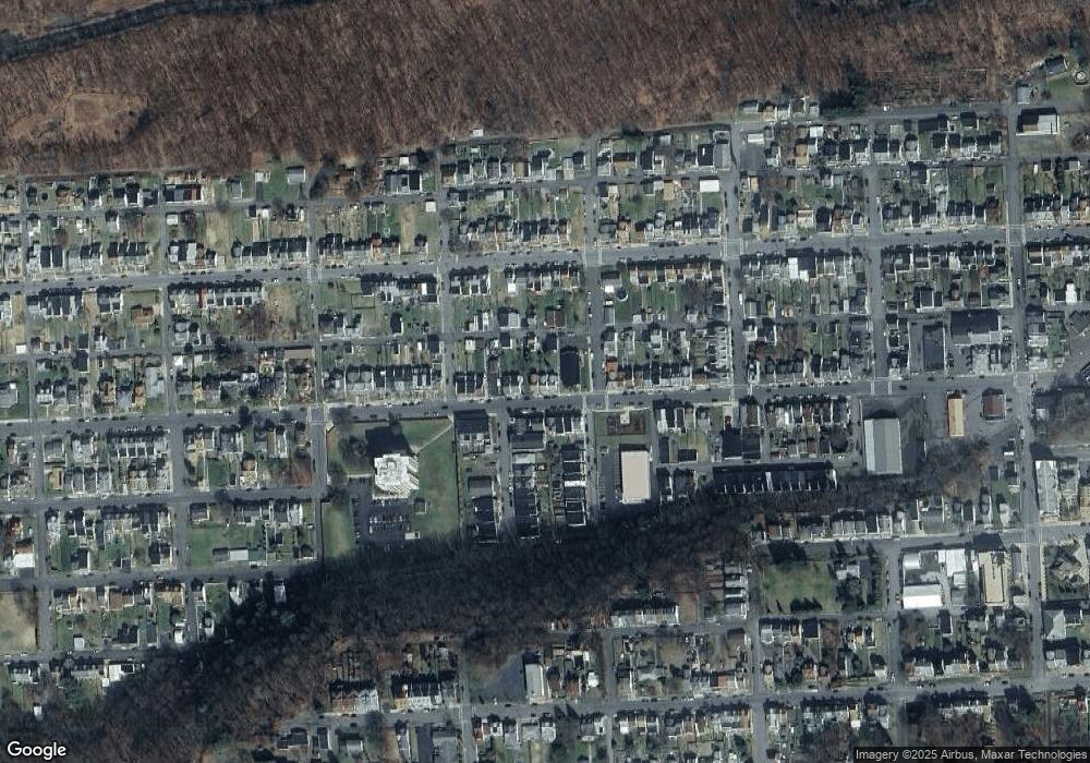 1219 W Arch St, Coal Township, PA 17866 - photo 1