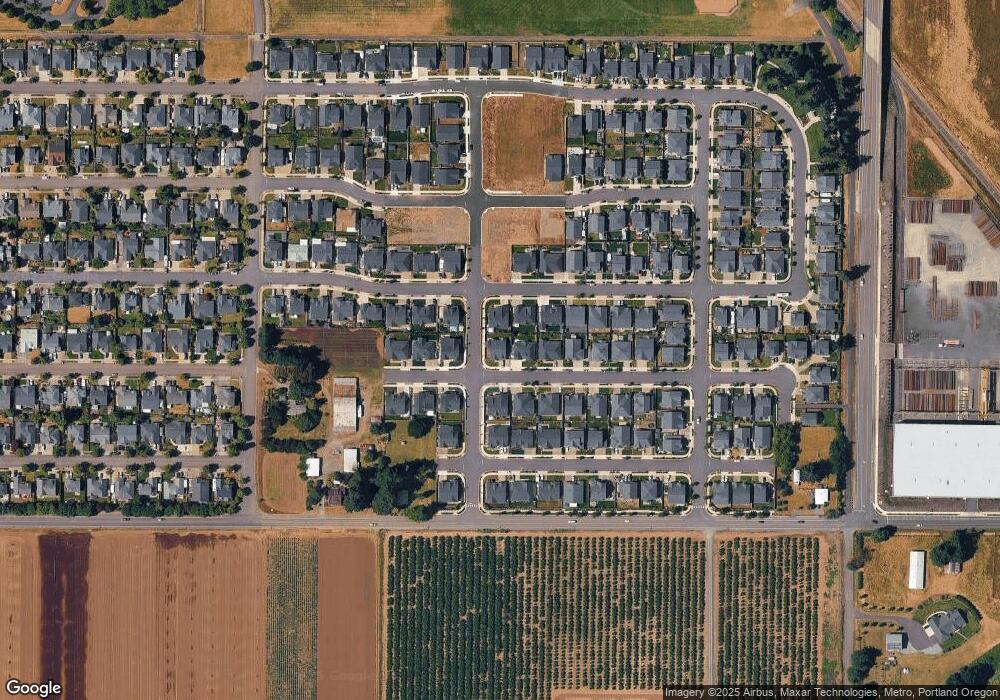 2024 SE 11th Place, Canby, OR 97013 - photo 1
