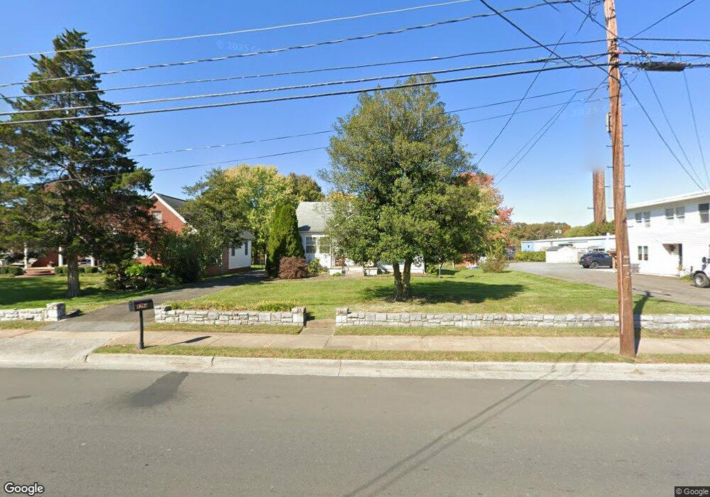 8394 W Main St unit 2, Marshall, VA 20115 - photo 1