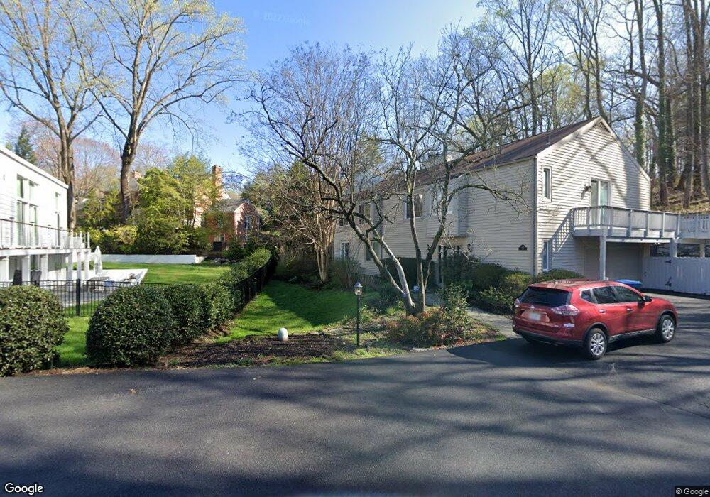 1317 Merrie Ridge Rd, McLean, VA 22101 - photo 1