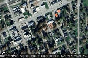 115 S Mary St, Stronghurst, IL 61480