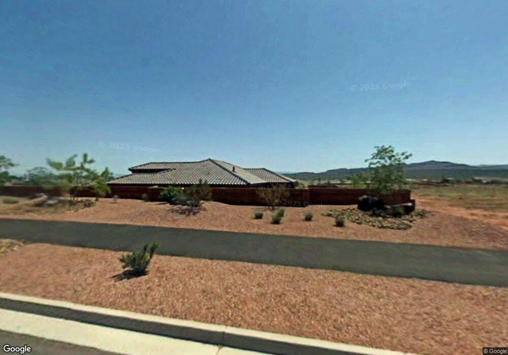 330 W Center St, Ivins, UT 84738 - photo 1