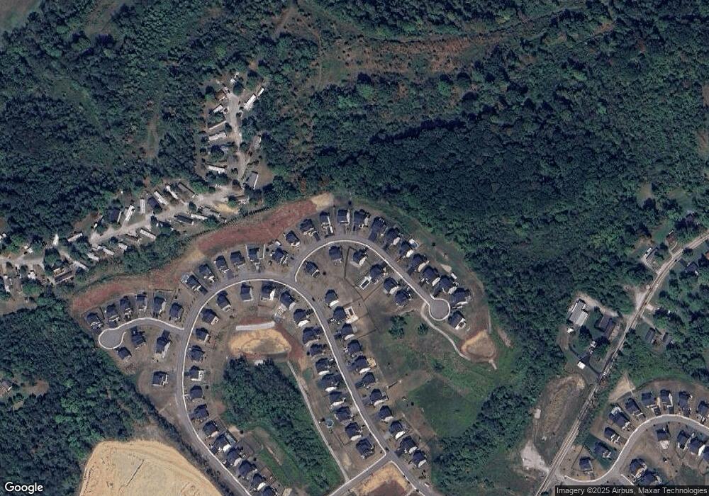 412 Creekside Ct, Eighty Four, PA 15330 - photo 1