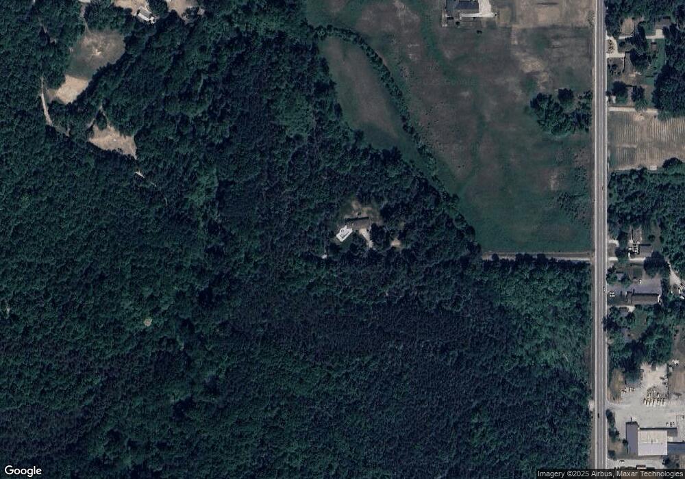 2371 N Eastman Rd, Midland, MI 48642 - photo 1