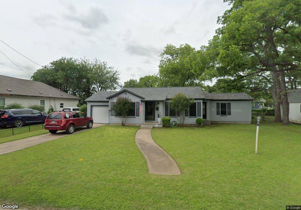 111 Heath St, Cleburne, TX 76031 - photo 1