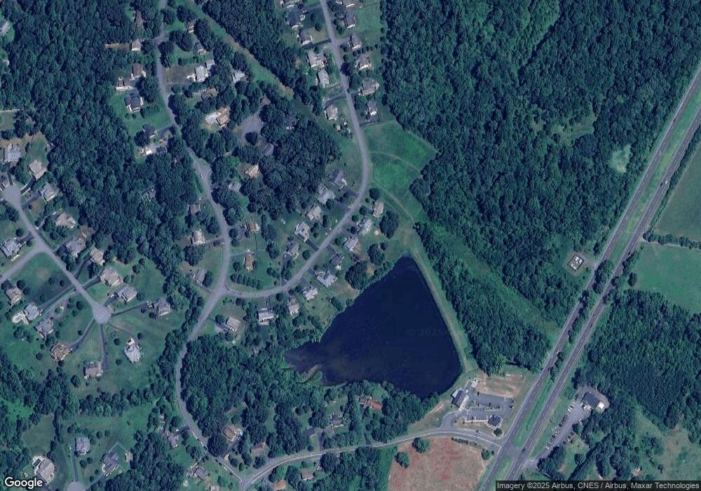 124 Lake Dr, Ruckersville, VA 22968 - photo 1