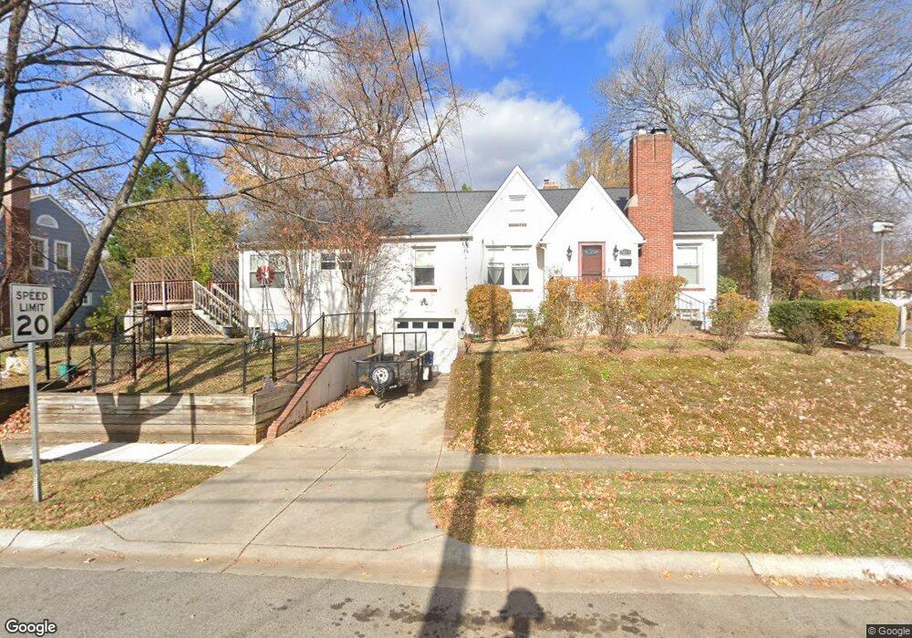 2001 Glen Ross Rd, Silver Spring, MD 20910 - photo 1