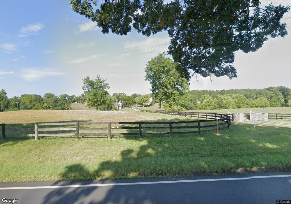 20577 St Louis Rd, Purcellville, VA 20132 - photo 1