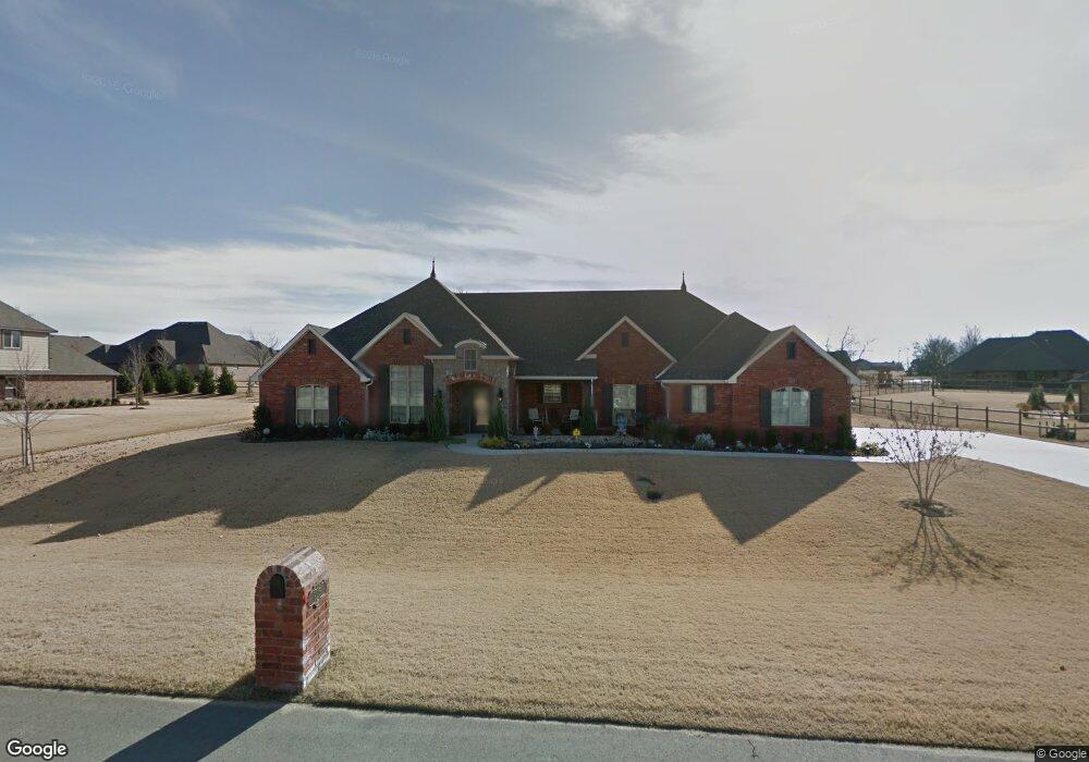 8215 N 68th East Place, Owasso, OK 74055 - photo 1