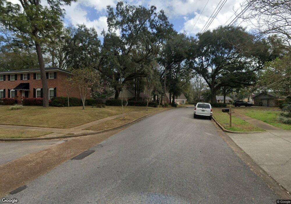 4056 Highpoint Dr E, Mobile, AL 36693 - photo 1