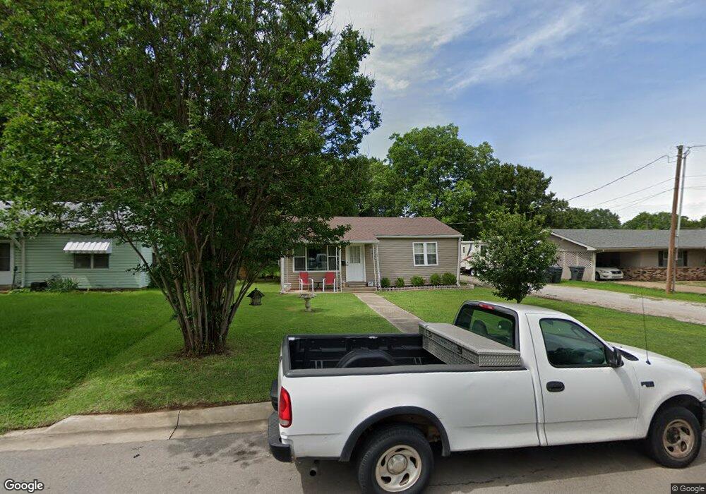 691 Northwest Blvd, Ardmore, OK 73401 - photo 1