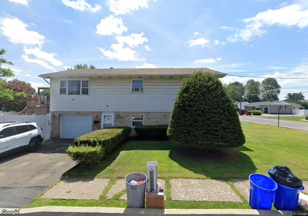 1802 W 22nd St, Hazleton, PA 18202 - photo 1