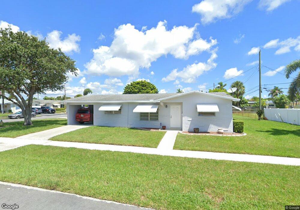 702 NW 10th Ave, Dania, FL 33004 - photo 1