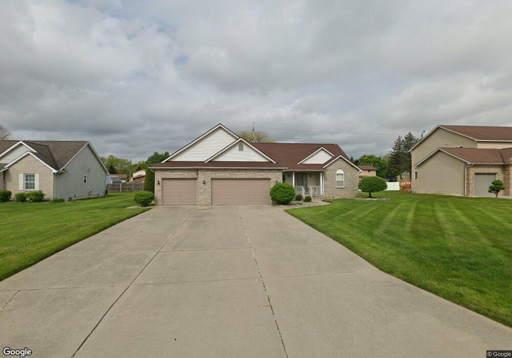 1053 Tahoe Trail unit 4, Flint, MI 48532 - photo 1