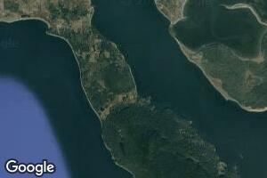 2 Seacrest Dr, Lummi Island, WA 98262