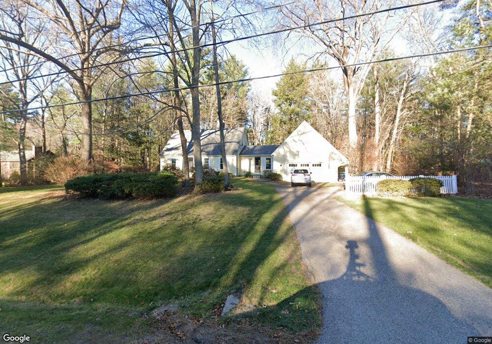 10 Butterfield Ln, Stratham, NH 03885 - photo 1