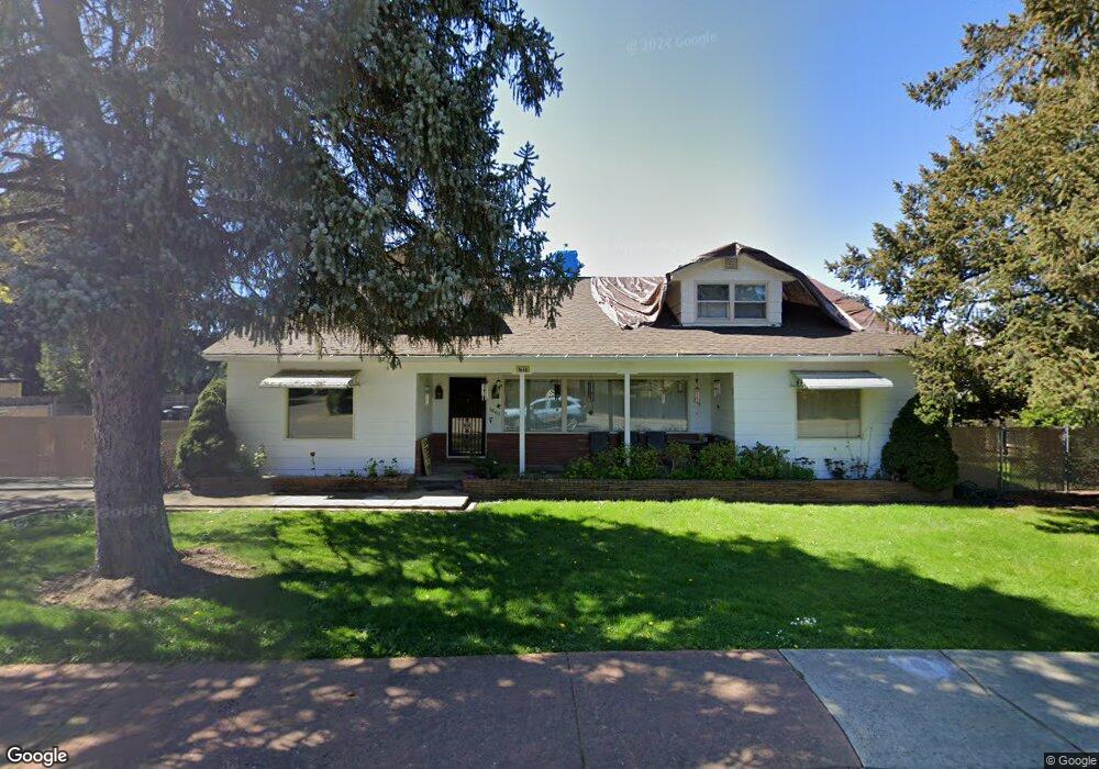 1640 Hamilton Ln, Grants Pass, OR 97527 - photo 1