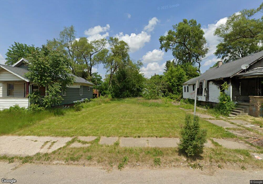 2001 Leith St, Flint, MI 48506 - photo 1