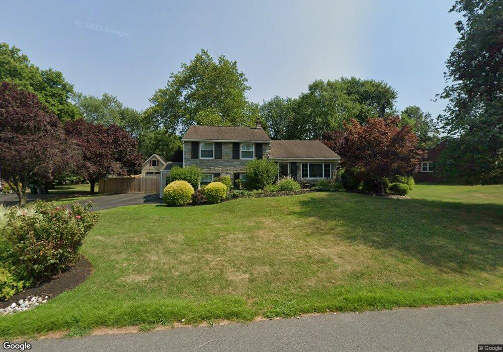 116 Canterbury Dr, Wallingford, PA 19086 - photo 1