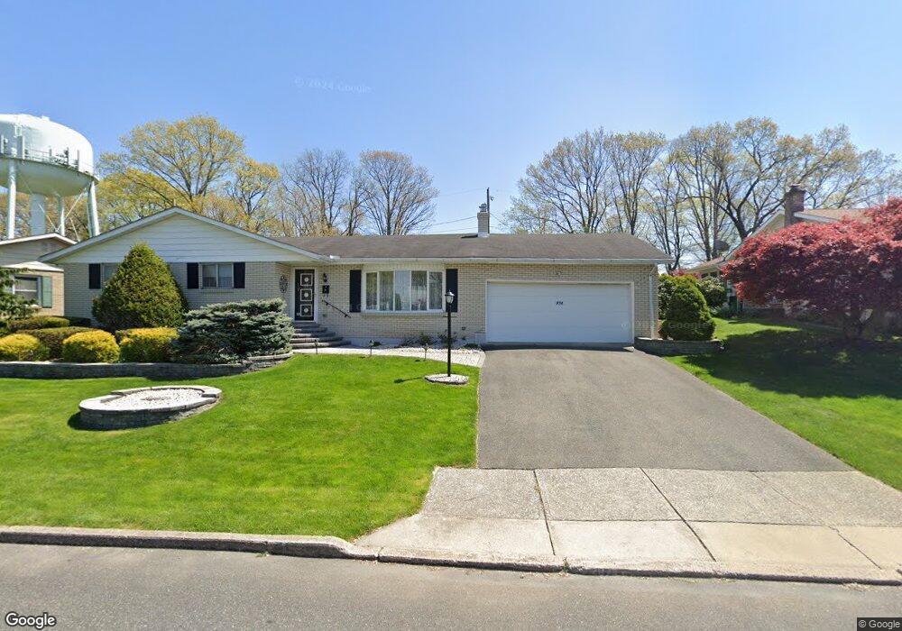 970 E Elm St unit 976, Allentown, PA 18109 - photo 1