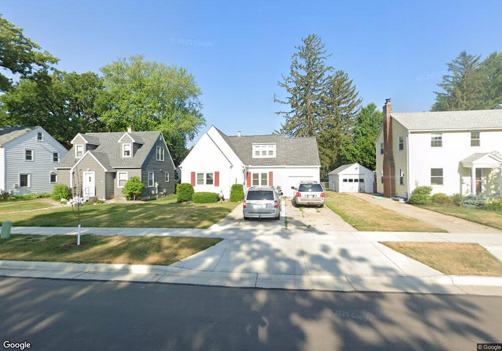 911 8th St NW, Austin, MN 55912 - photo 1