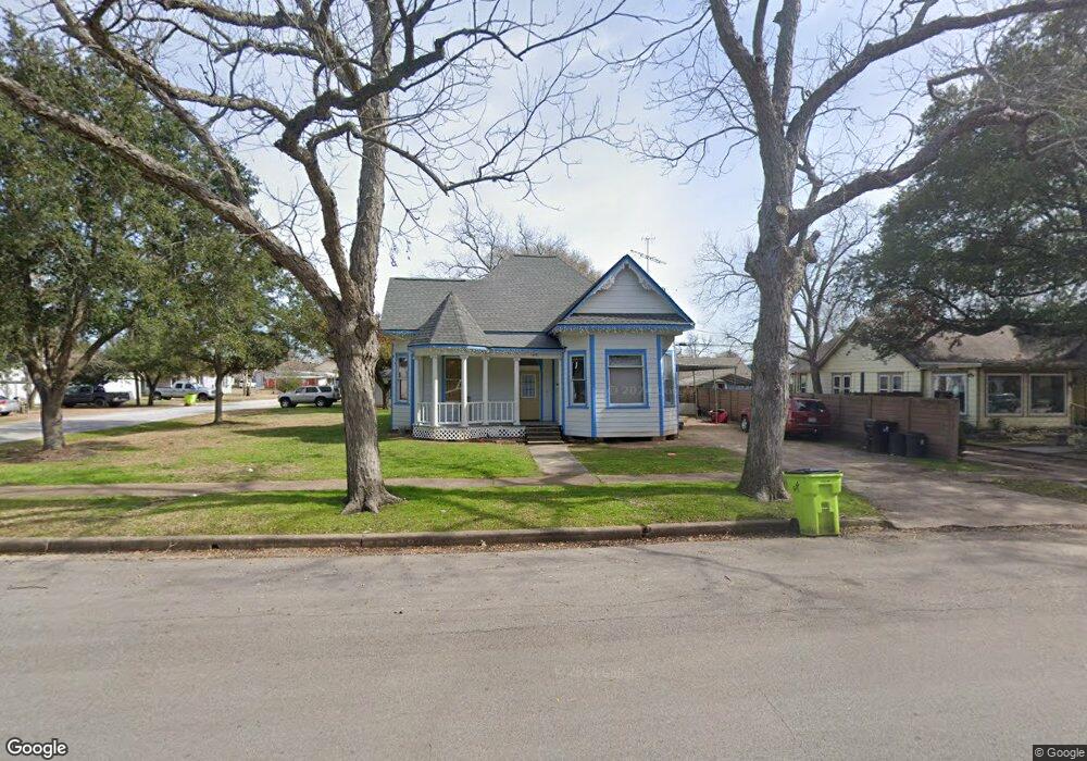 1401 3rd St, Rosenberg, TX 77471 - photo 1
