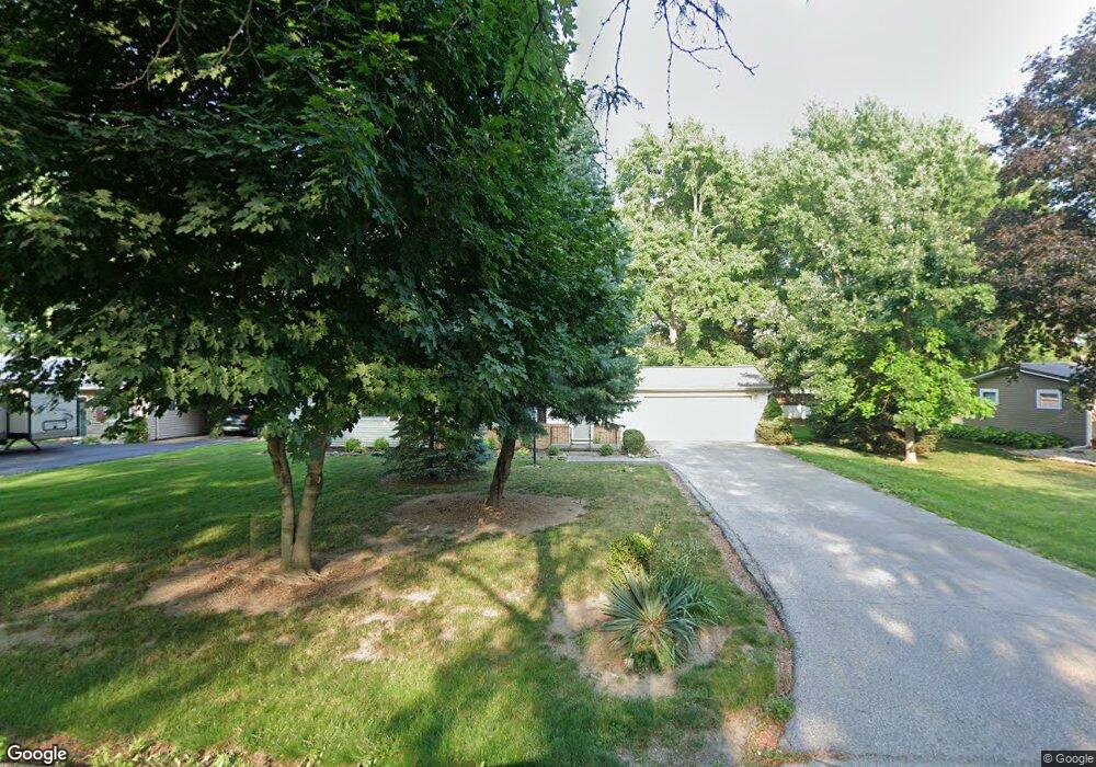 1111 Elm Dr, Bluffton, IN 46714 - photo 1