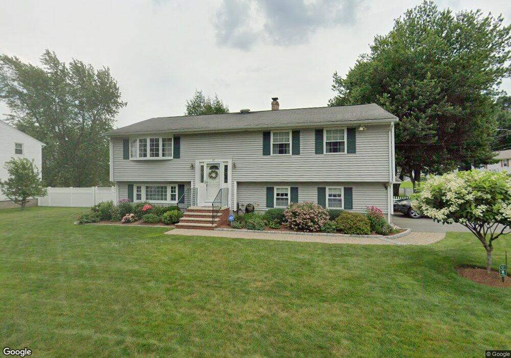 30 Magna Rd, Methuen, MA 01844 - photo 1