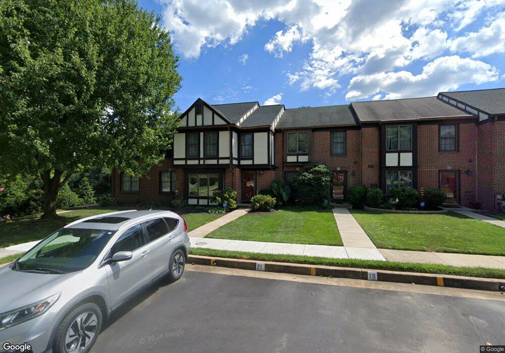 21 Dickens Square, Lutherville Timonium, MD 21093 - photo 1