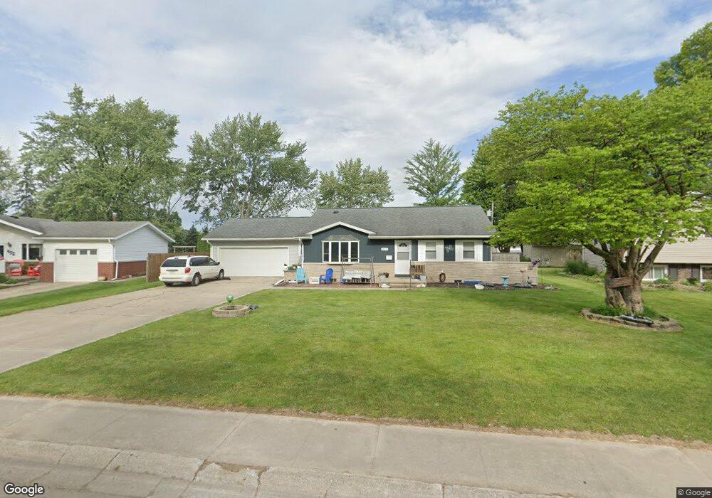 454 N Williams St, Nappanee, IN 46550 - photo 1
